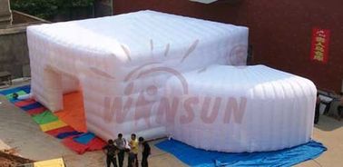 Çin Hava Üfleyici ve Tamir Takımlarıyla Suya Dayanıklı PVC Malzeme Şişirme Olay Çadırı Fabrika