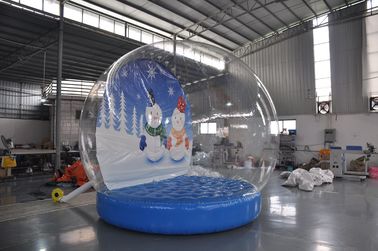 Çin Satılık stok şişme kar gösterisi toplar, Noel kar küresi, dekorasyon için şişme Noel ekran top Fabrika